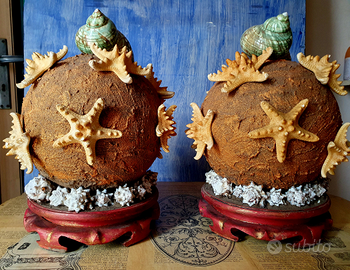 Soprammobili sfera con decorazioni