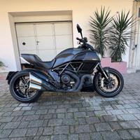 DUCATI DIAVEL CARBON