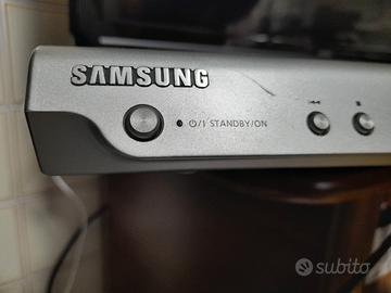 lettore DVD con telecomando 