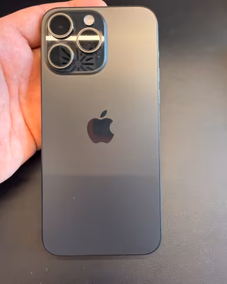 IPhone 15 Pro Max 256GB 7 mesi di vita