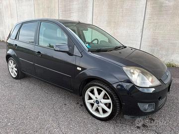 Ford Fiesta 1.4 TDCi 5p. 68CV *NEOPATENTATI*