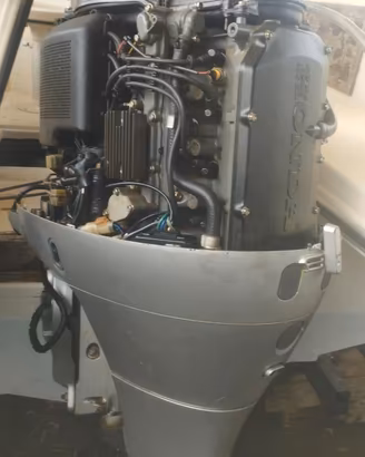 MOTORE MARINO 90 HP