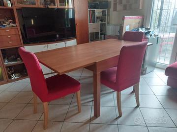 Tavolo in legno ciliegio comprese anche le sedie