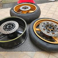 cerchi anteriore e  2 posteriori Yamaha r1 2001 