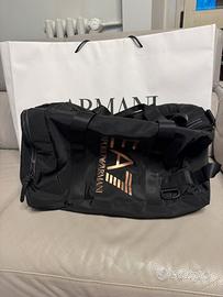 Borsa Armani