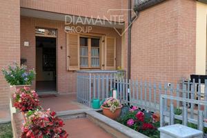 Appartamento indipendente a piano terra con garage