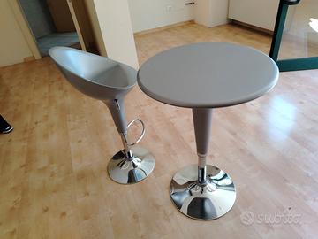 Tavolo sedia moderni