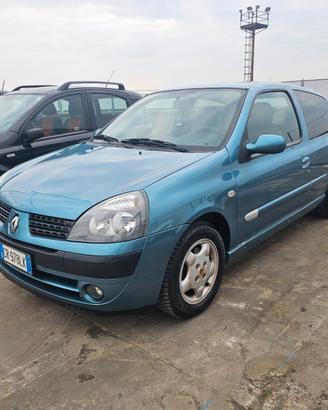 Renault Clio 1.2 cat 3 porte Confort - NeoPatentat