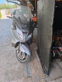 Suzuki Burgman 650