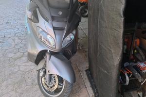 Suzuki Burgman 650