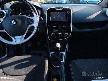 Clio 1.5 diesel duel