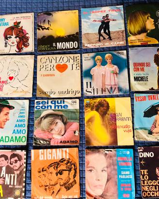 Lotto 35 vinili 45 giri anni 60 e 70