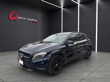 Mercedes-Benz GLA 200d SPORT AUTO/RETROCAM/CARPLAY