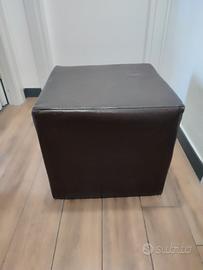 Pouf cubo marrone scuro altezza 40 cm larg. 45 cm