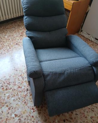 Poltrona reclinabile 