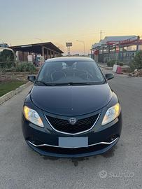 Lancia Ypsilon 1.3 mjt 95cv S&S Gold