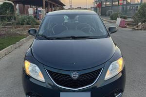 Lancia Ypsilon 1.3 mjt 95cv S&S Gold