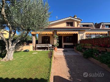 Villino a schiera zona cerreto