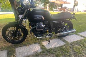 Guzzi V7