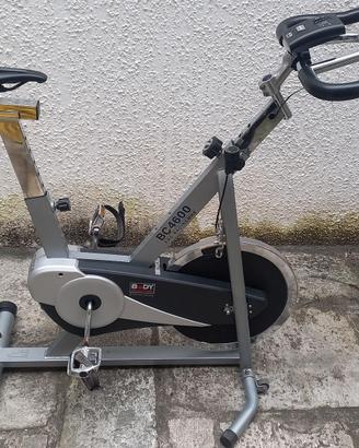 SPIN BIKE