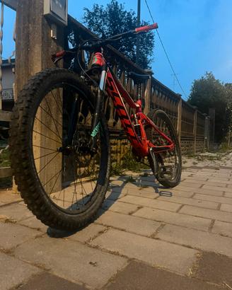 Scott genius 750