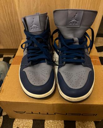 Nike air jordan 1 mid