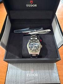 Tudor Black bay