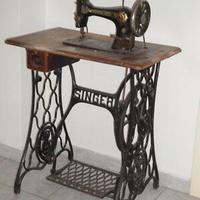 MACCHINA DA CUCIRE SINGER