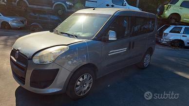 FIAT DOBLO' 2014 SOLO PER RICAMBI