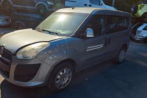 FIAT DOBLO' 2014 SOLO PER RICAMBI