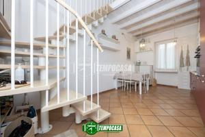 Bilocale Incantevole in Corte Storica