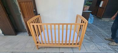 lettino da bambino con materasso