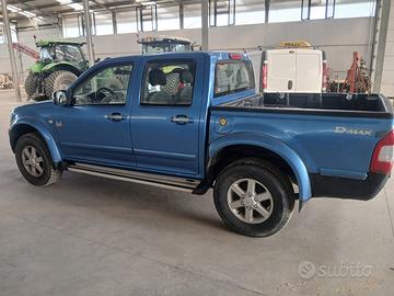 Isuzu D-Max 3.0 TD cat Crew Cab 4WD Pick-up LS