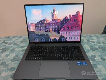 PC Windows 11 HUAWEI MateBook 14 Laptop OLED 2024