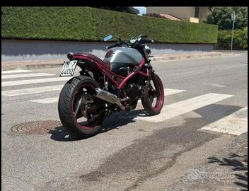 Suzuki cafe race come nuova