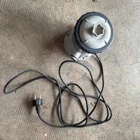 Pompa per piscina esterna