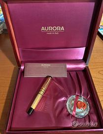 Penna stilografica Aurora Colombo 500 anni scopert