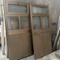 2 Porte in alluminio