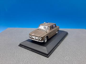 1:43 Progetto K alfa romeo giulia carabinieri