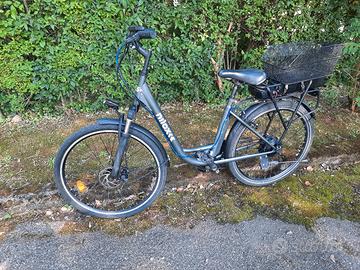 bici 🚲 pedalata assistita  elettrica 