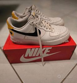 Nike White Gold