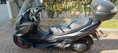 Suzuki Burgman 400