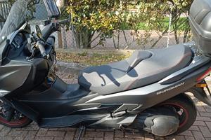 Suzuki Burgman 400