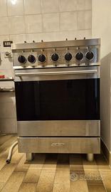 Cucina Smeg inox libera installazione