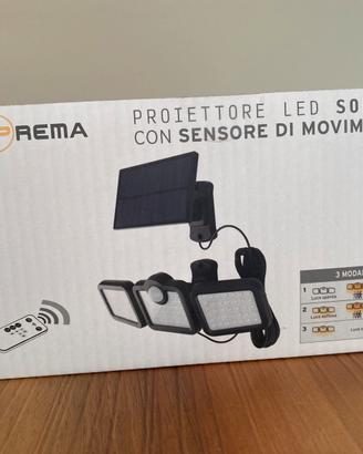 FARETTO LED CON PANNELLO SOLARE “SUPREMA” - NUOVO