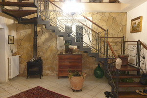 Casa indipendente con doppio ingresso