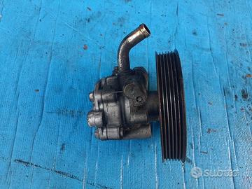 Pompa idroguida Mitsubishi L200 07 2500cc TD 4D56