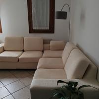 divano beige 5 posti angolare