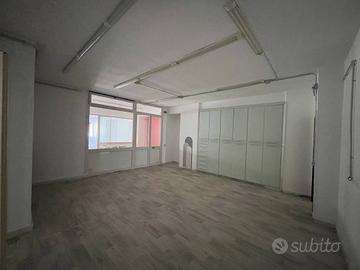 Immobile di 151 m² a Taranto