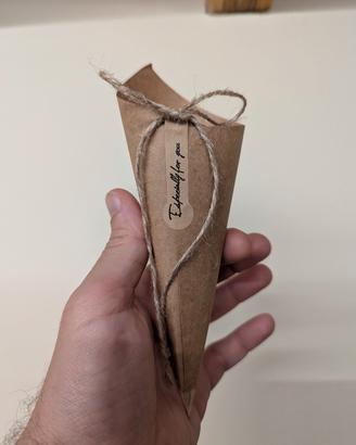 coni carta gialla matrimonio n45